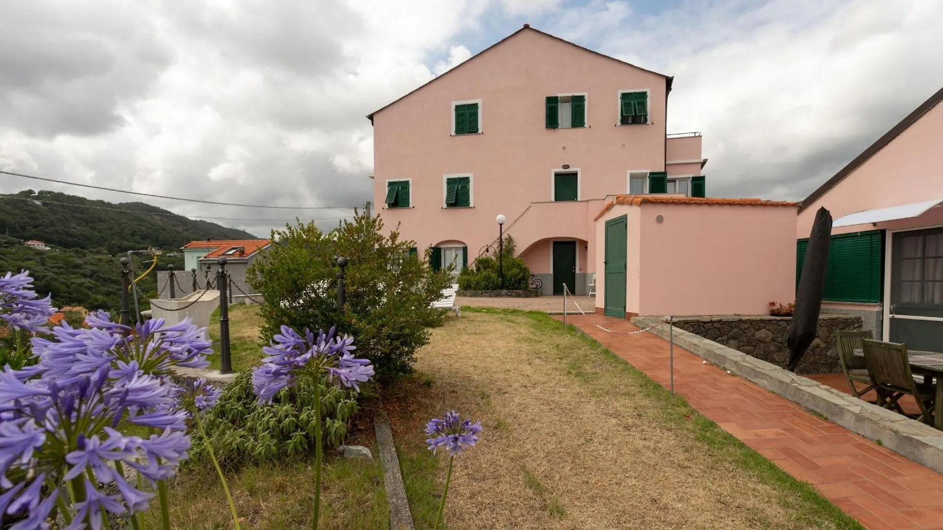 Apartment Villa Zafferano Suites - Origano Celle Ligure Italy