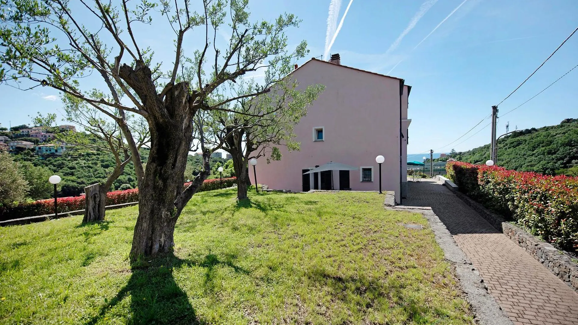 Villa Zafferano Suites - Origano Celle Ligure